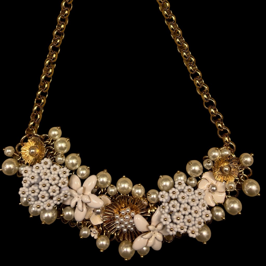 Nwt Talbots Chunky Necklace 42$
